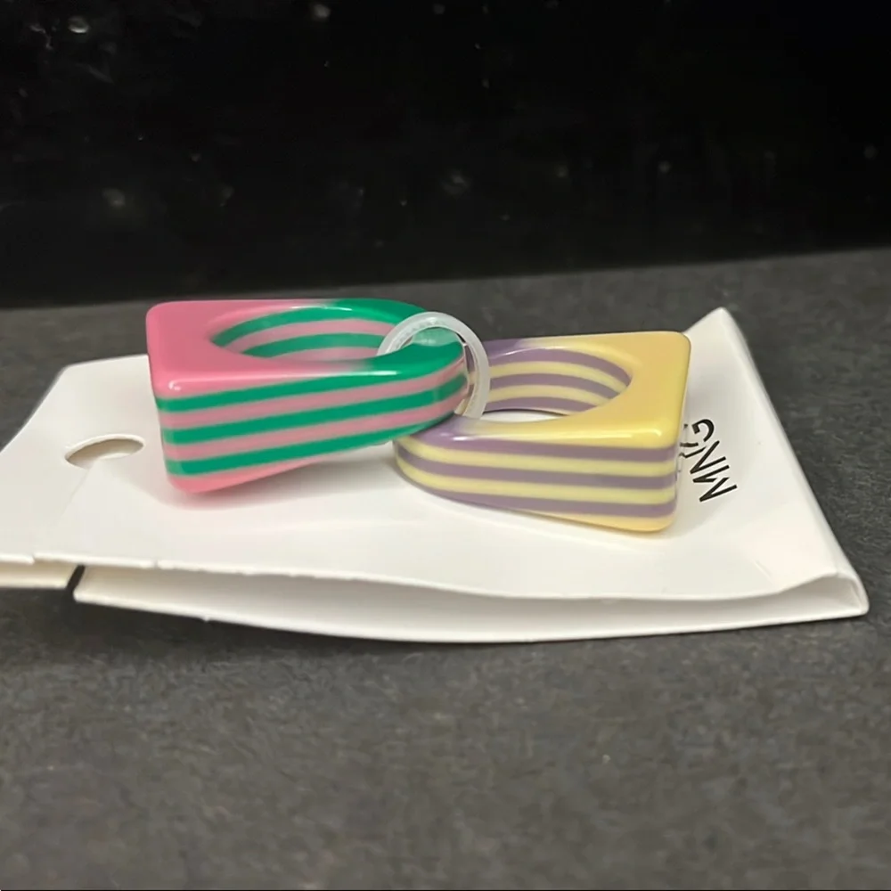 Mango Colorful Square Resin Rings - Picture 3 of 3